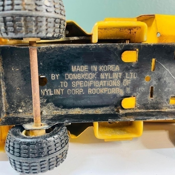NYLINT Dump Truck Yellow Made In Korea Vintage - Picture 7 of 7